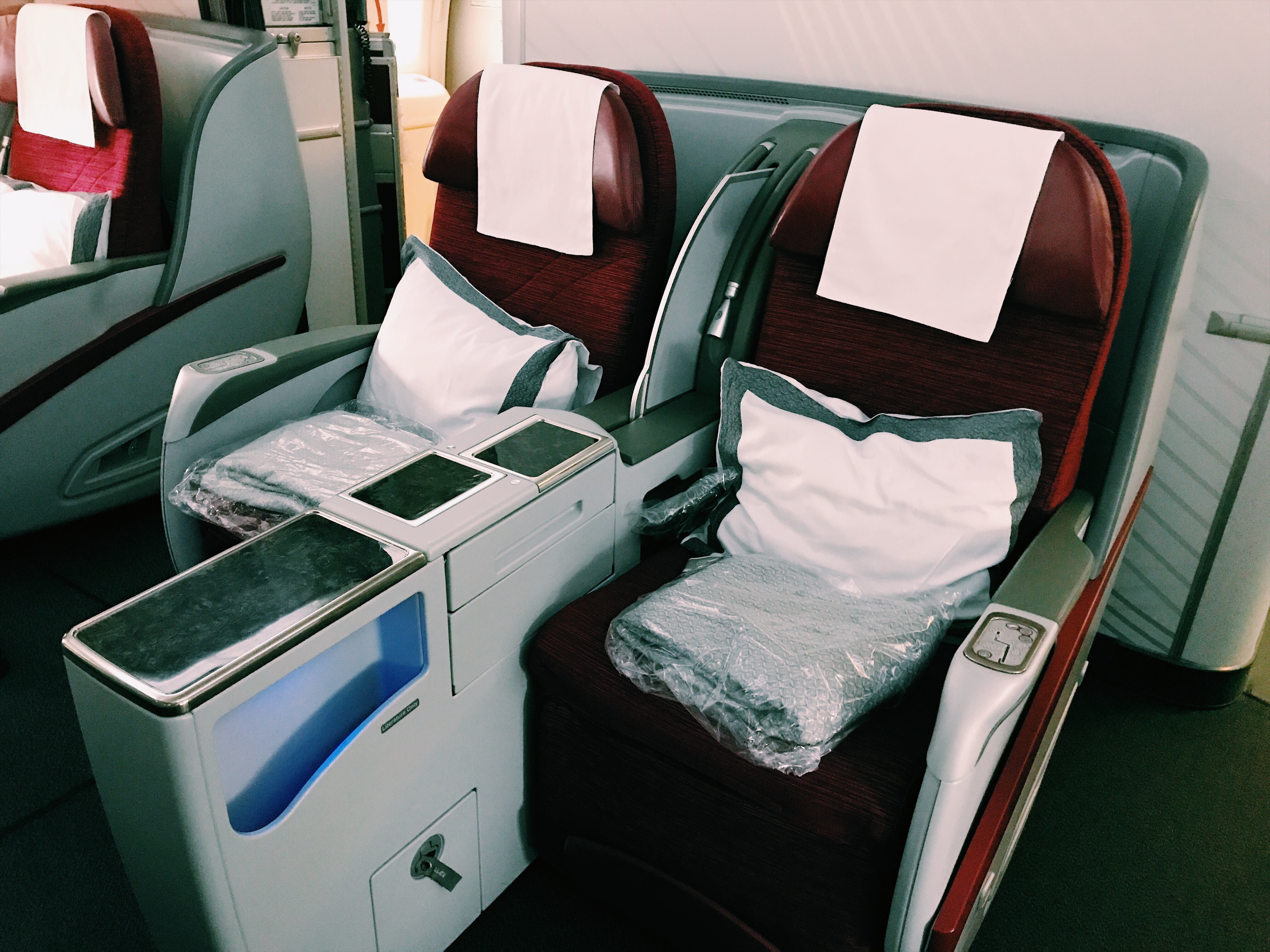 Review Qatar Airways Boeing Business Class Kuala Lumpur Doha