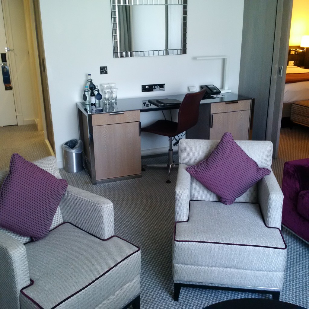 Executive Suite im Hilton London Islington - Wohnzimmer