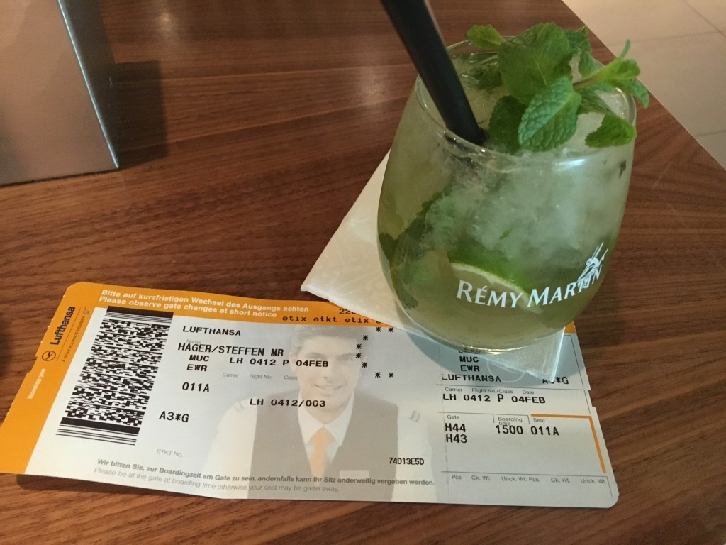 Lufthansa Senator Lounge München Non Schengen - Cocktail