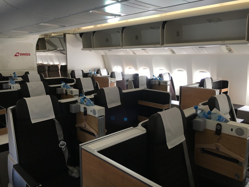 SWISS Boeing 777 Business Class - Kabine