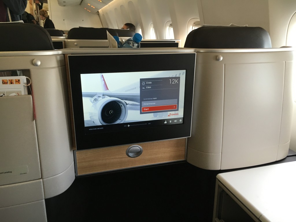 SWISS Boeing 777 Business Class - Monitor