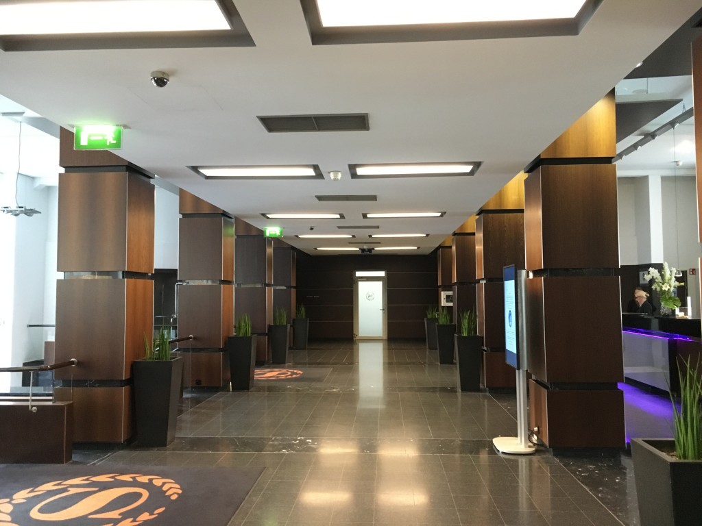 Sheraton Hannover Pelikan - Die Lobby