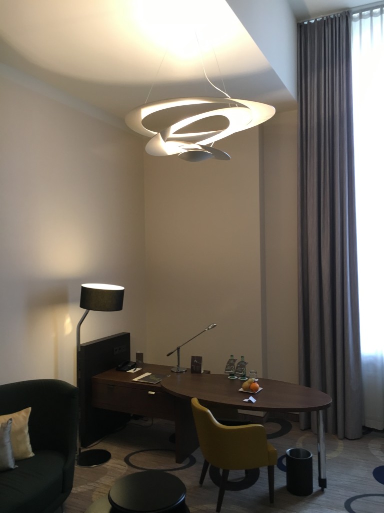 Sheraton Hannover - Deluxe Suite Wohnzimmer
