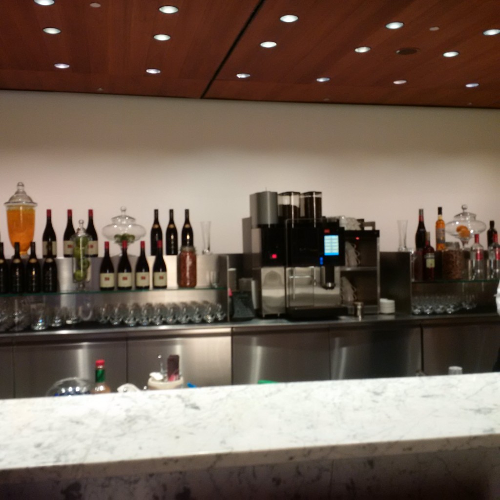 Qatar Airways Business Class Lounge - Bar