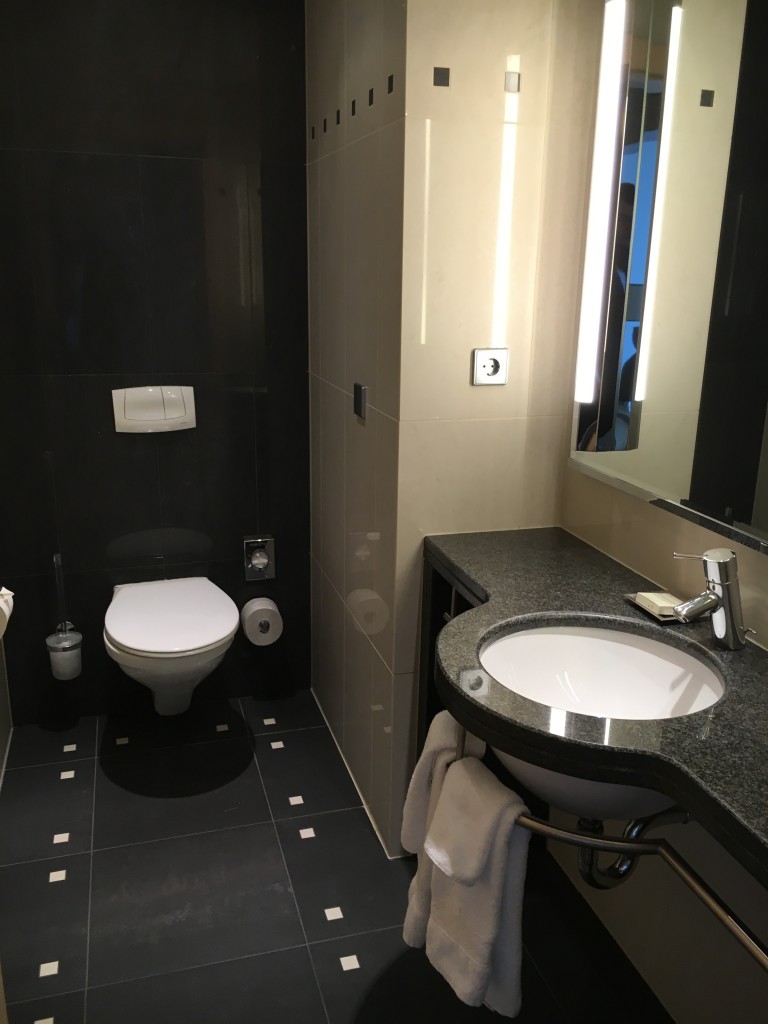 Hilton Wien Penthouse Suite Gäste WC