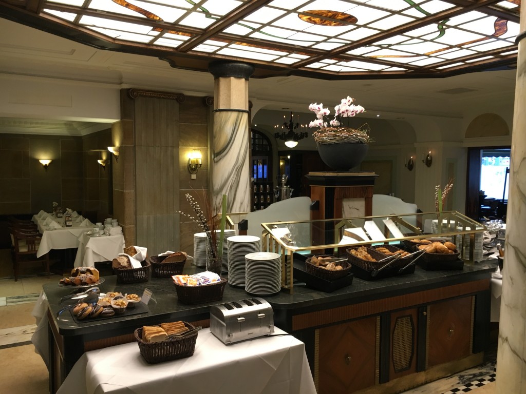 Le Méridien Grand Hotel Nürnberg Frühstück