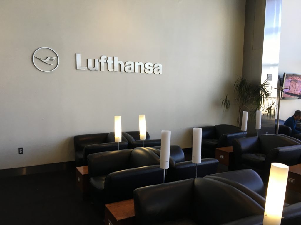 Lufthansa Senator Lounge IAD-1