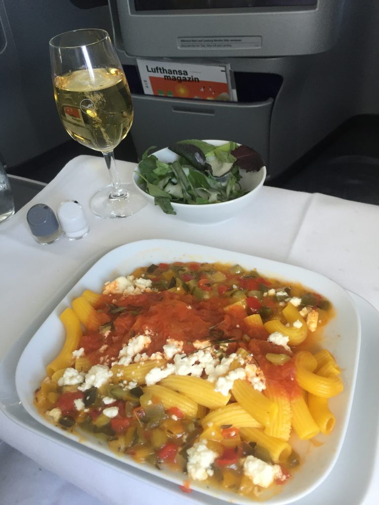 Lufthansa Business Class - Hauptgericht (Nudeln)