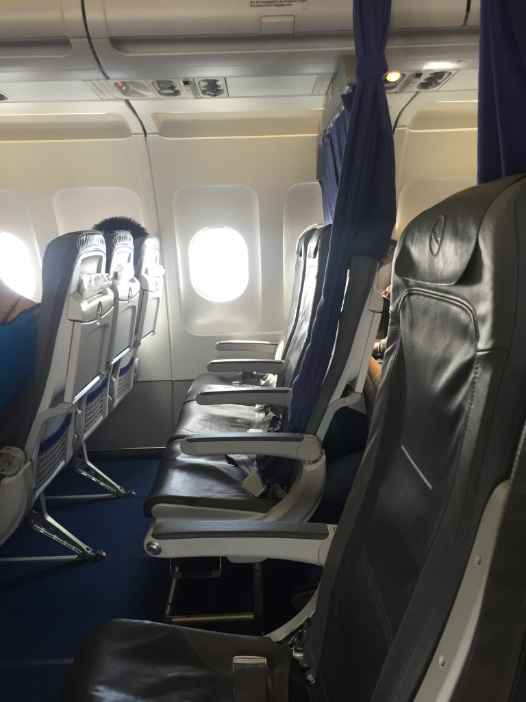 Lufthansa Business Class Upgrade - Kabine