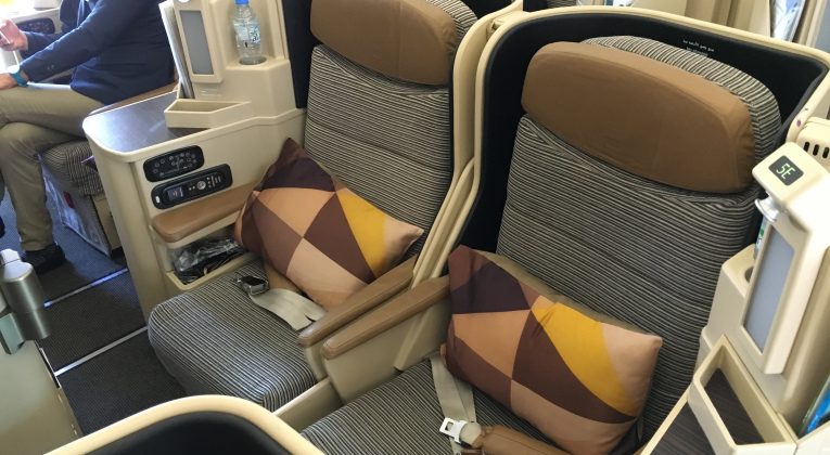 Etihad Airways Business Class Honeymoon Sitze