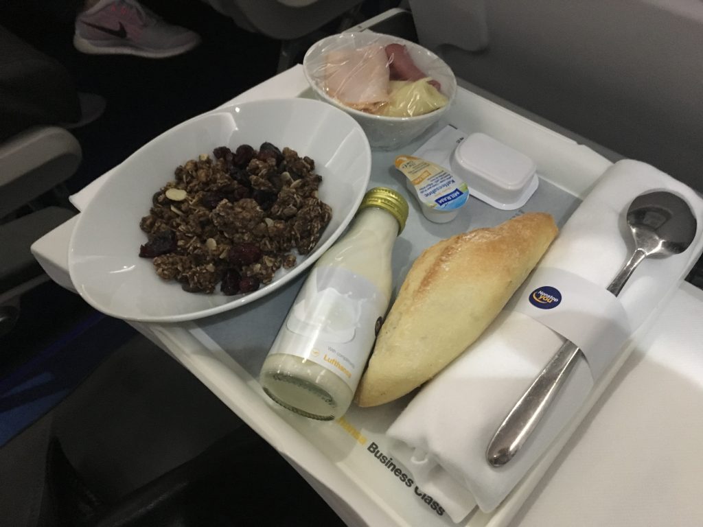 Lufthansa Business Class Frühstück