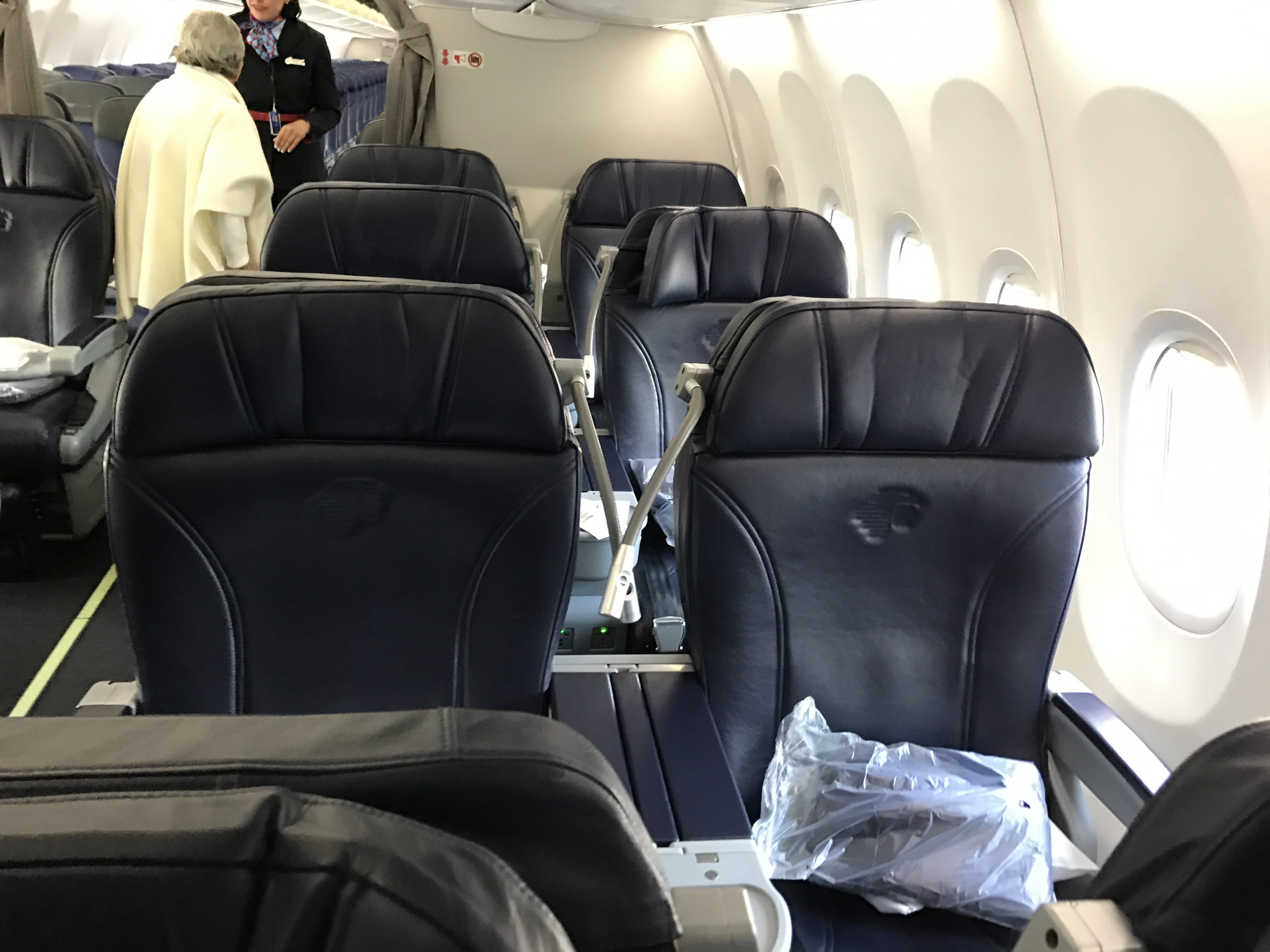 Review Aeromexico Business Class Boeing 737 800 Mexico