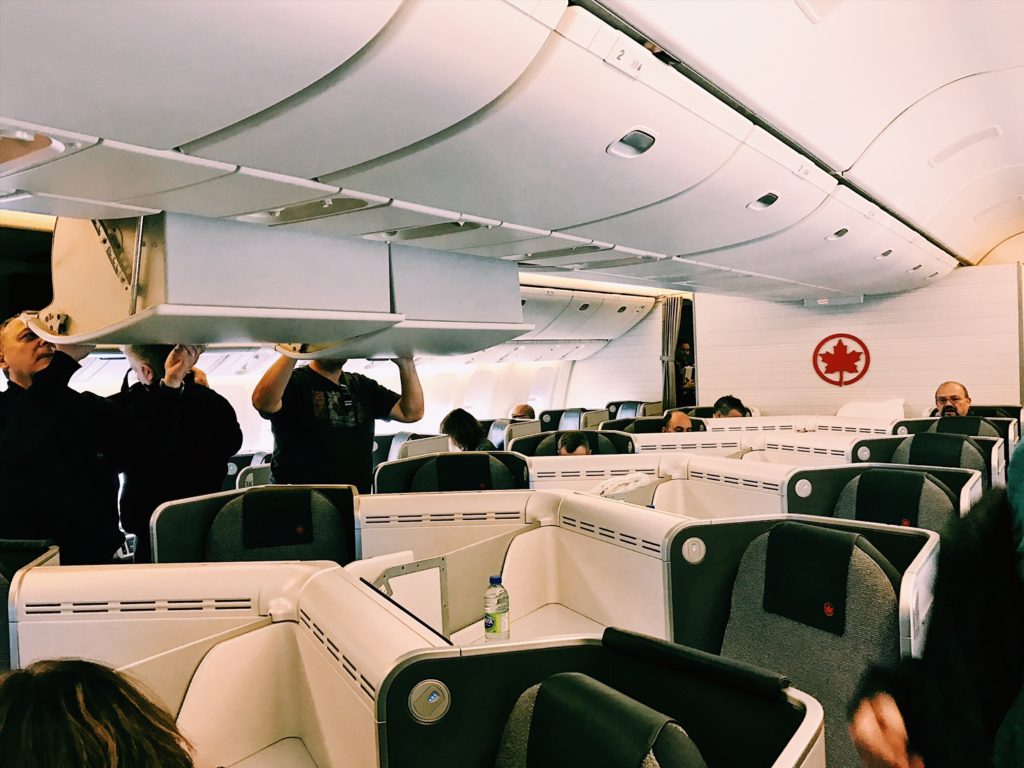 Air Canada Business Class Boeing 777 Kabine