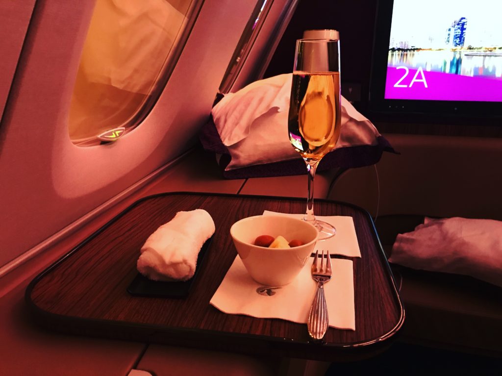 Qatar Airways First Class Champagner