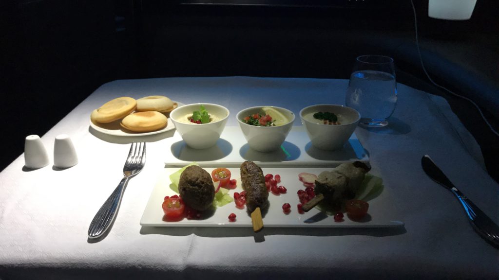 Qatar Airways First Class Essen