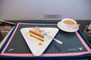Kuchen in der Austrian Airlines Business Class
