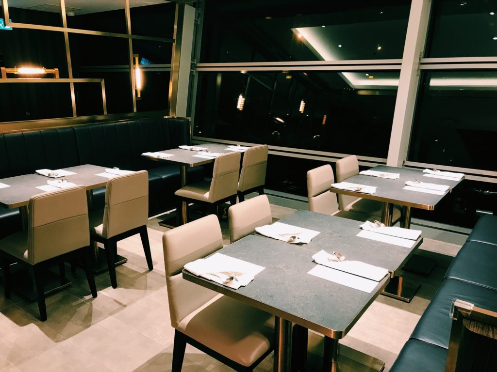 Plaza Premium First Lounge Kuala Lumpur Restaurantbereich