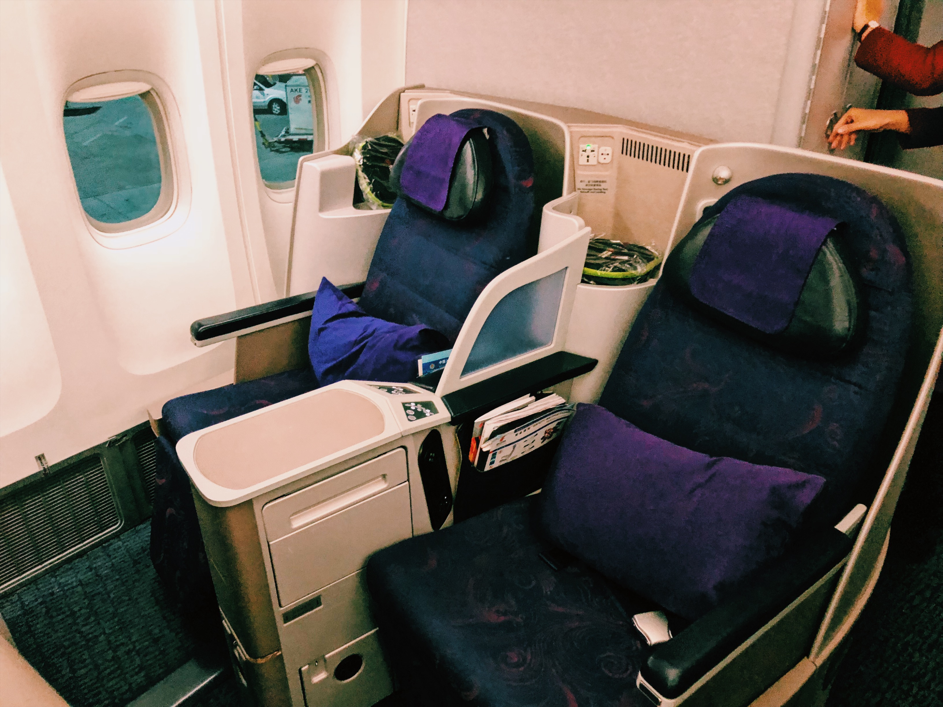 air china 777 business class review