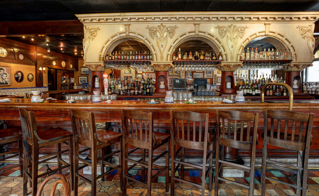 ColumbiaYborCitycafediningroom_Copyright Columbia Restaurant