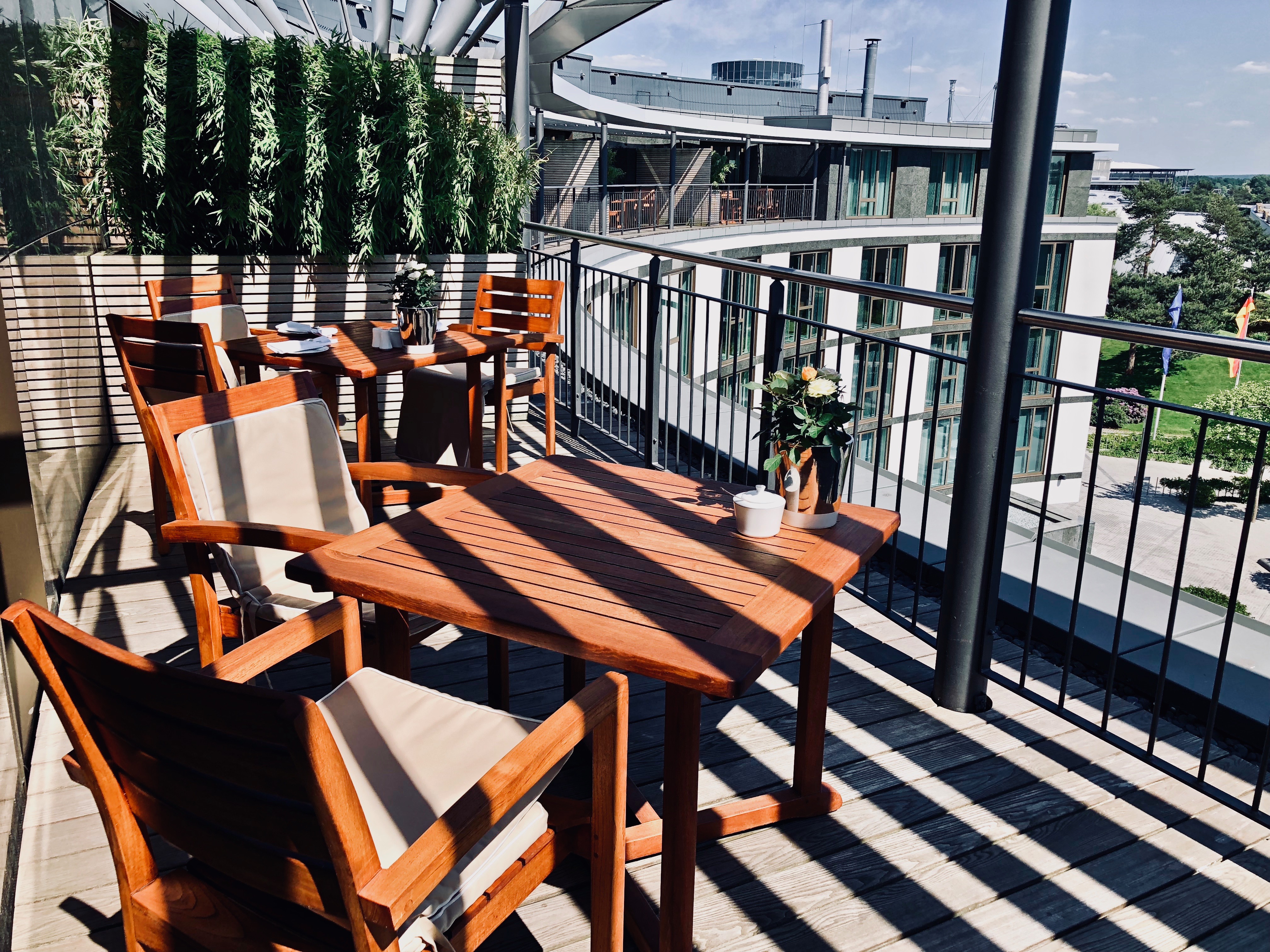 The Ritz-Carlton Wolfsburg Club Lounge Terrasse