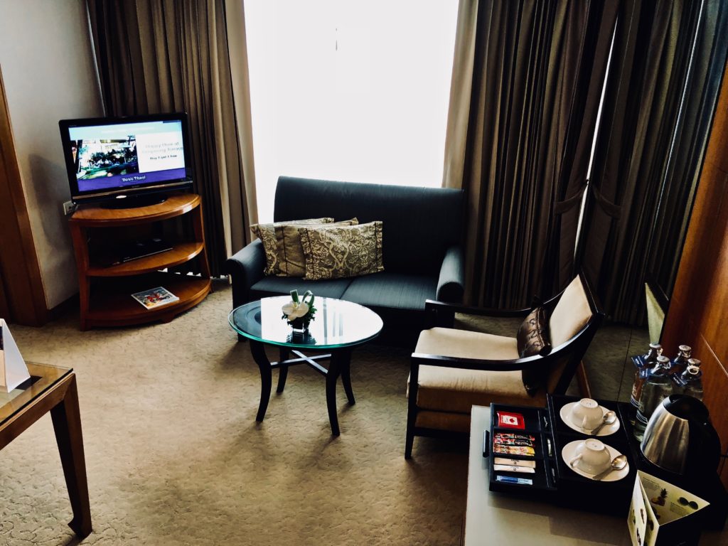 Dusit Thani Bangkok Club Room