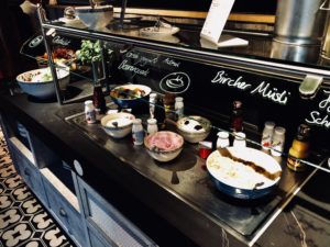 me and all hotel mainz Frühstück