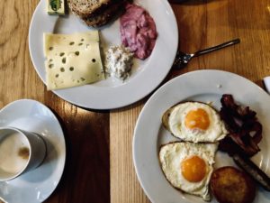 Marriott Hamburg Frühstück