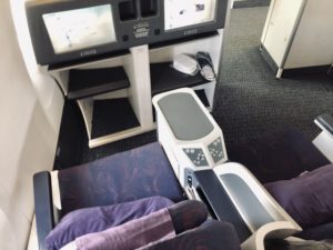 Air China Business Class Review Boeing 777 Sitz