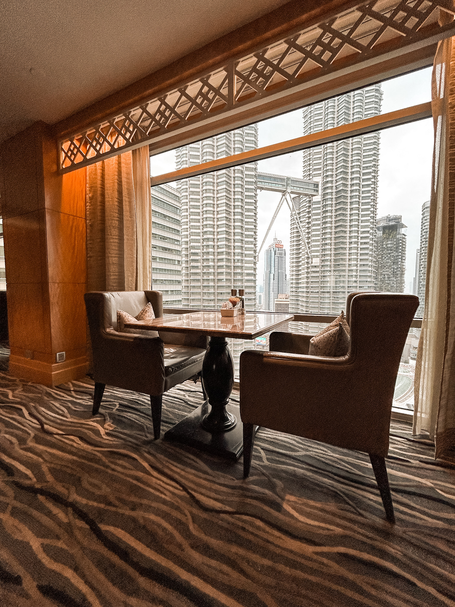 Mandarin Oriental Kuala Lumpur Club Lounge 