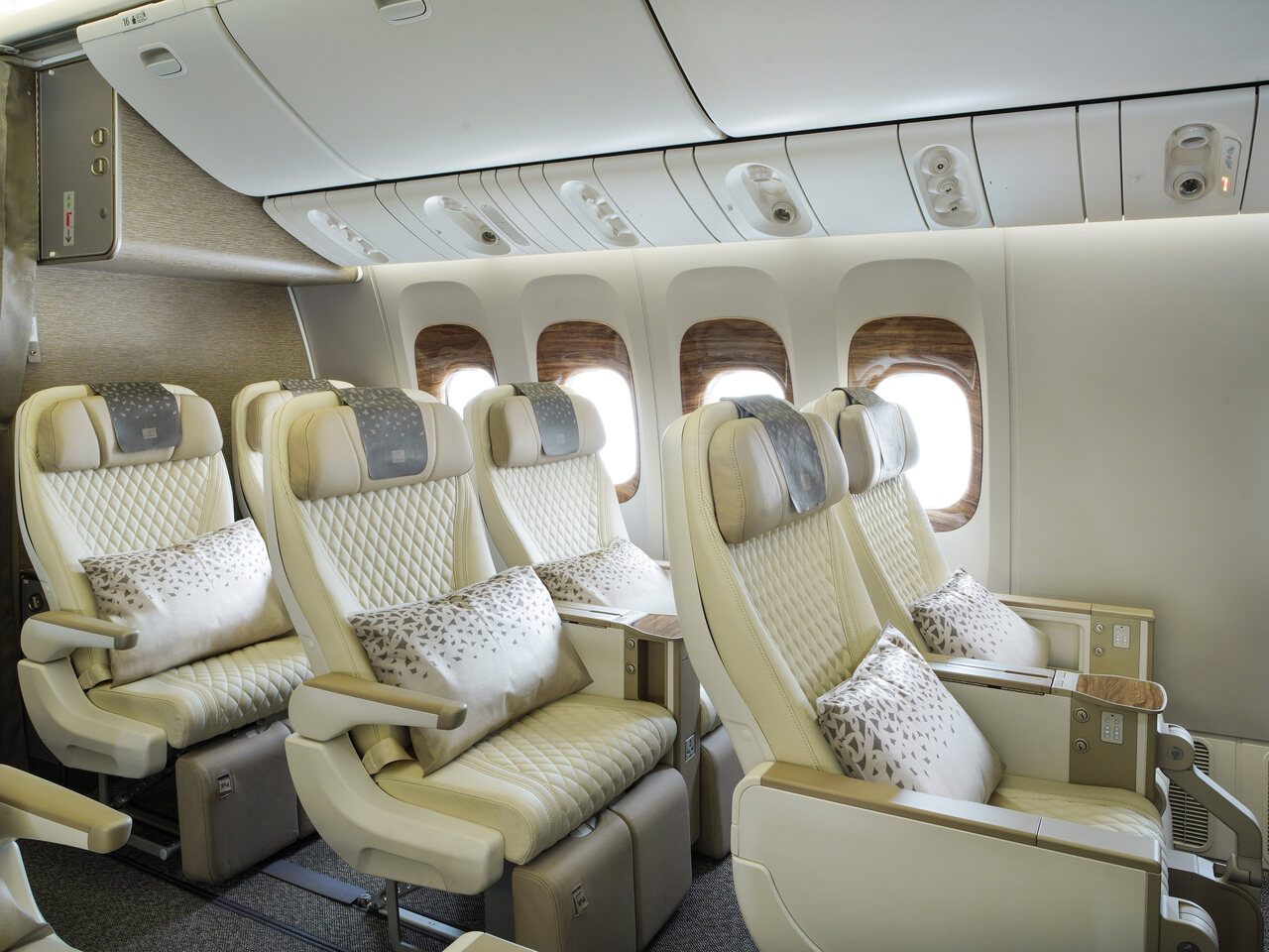 Emirates Boeing 777 Business Class