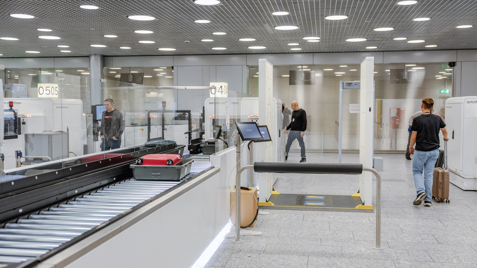 Flughafen Zürich CT Scanner