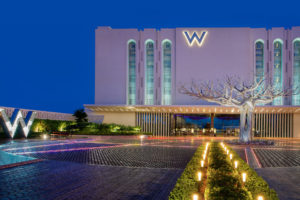 W Muscat Review