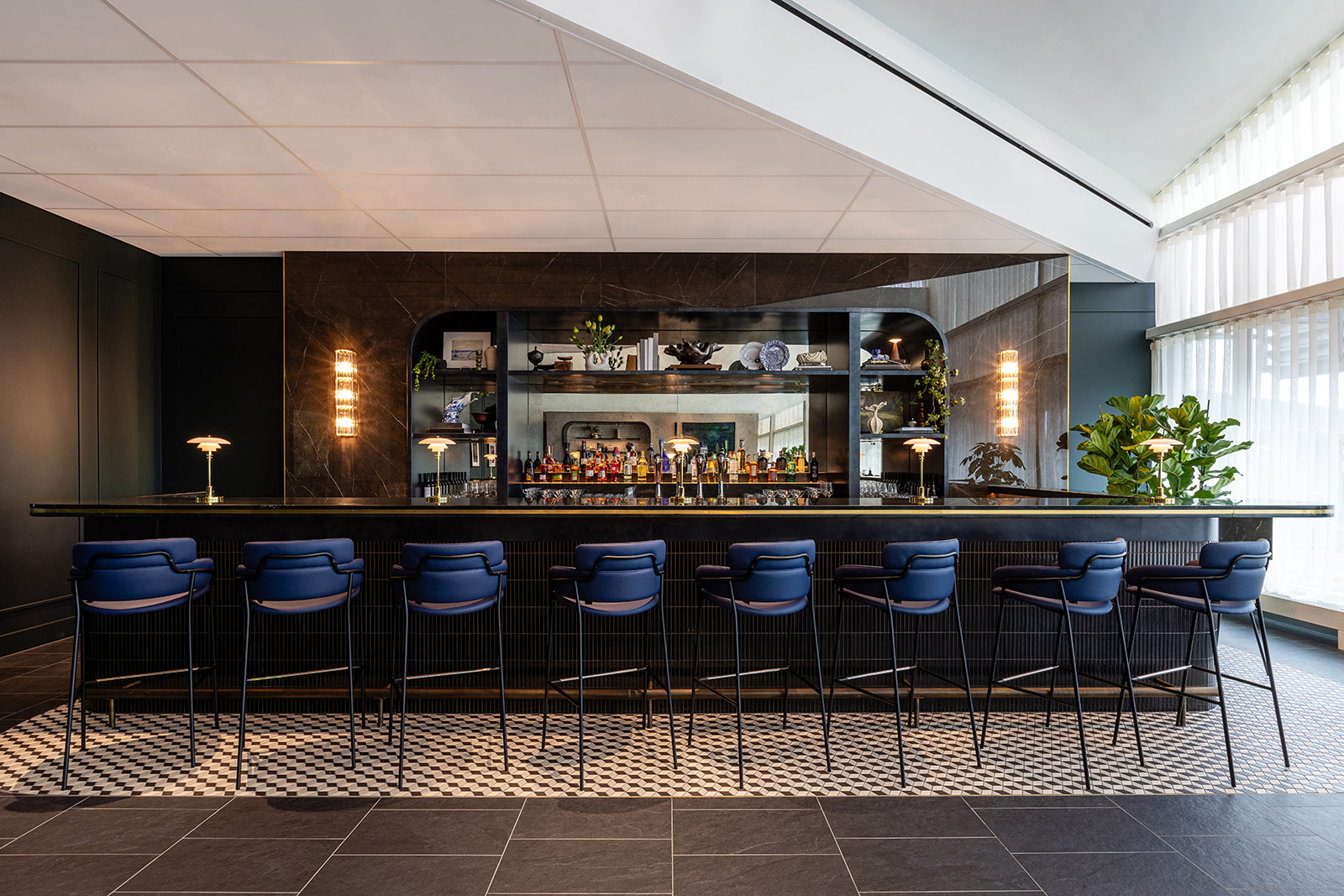 American Express Centurion Lounge Amsterdam