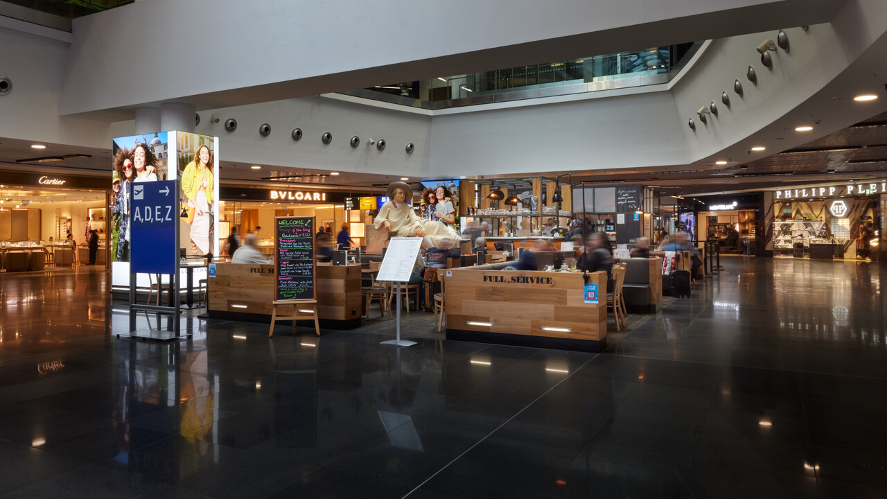 Amex Lounge on the go